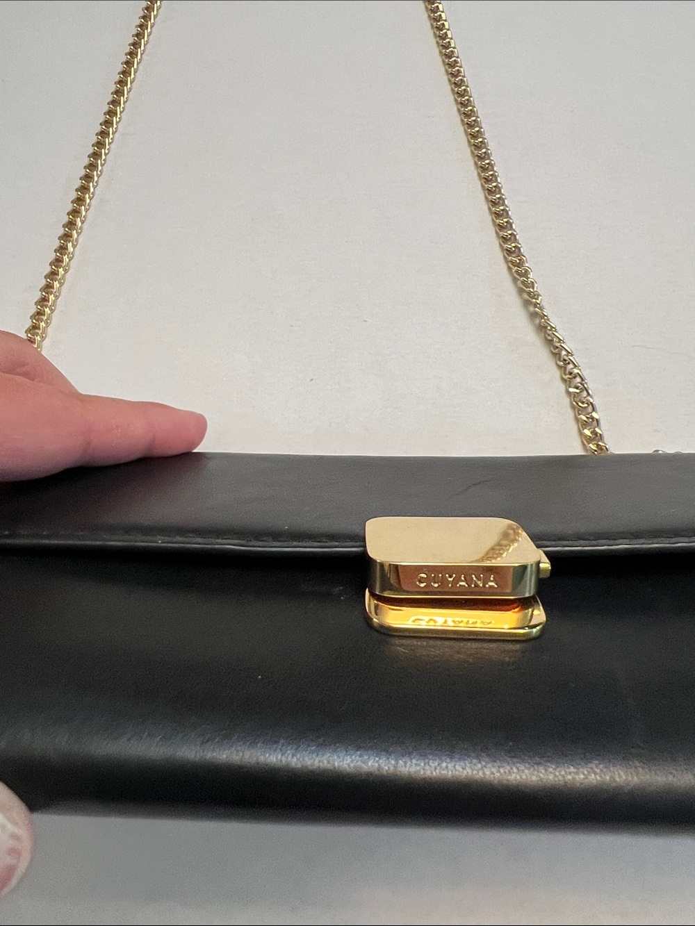 CUYANA CROSSBODY CHAIN BLACK LEATHER CLUTCH WALLET BAG - Picture 4 of 16
